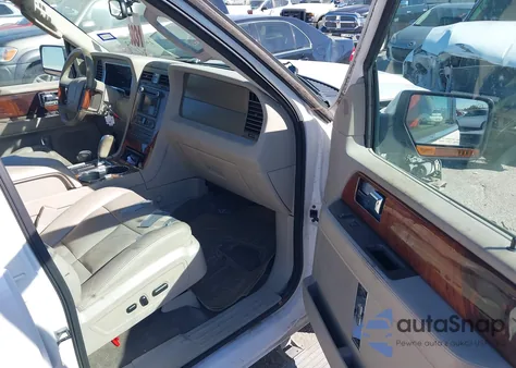 2011 Lincoln Navigator from USA, damaged, VIN 5LMJJ2H59BEJ02876